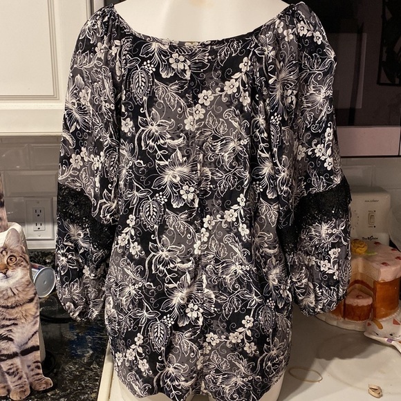 C womens Adrienne Vittadini casual floral 3/4 sleeve plus size blouse 1X - Picture 2 of 4